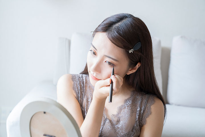 ハム目のメイク方法