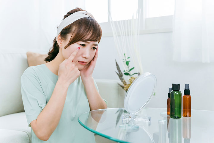 眼瞼下垂で引き起こされる症状・トラブル