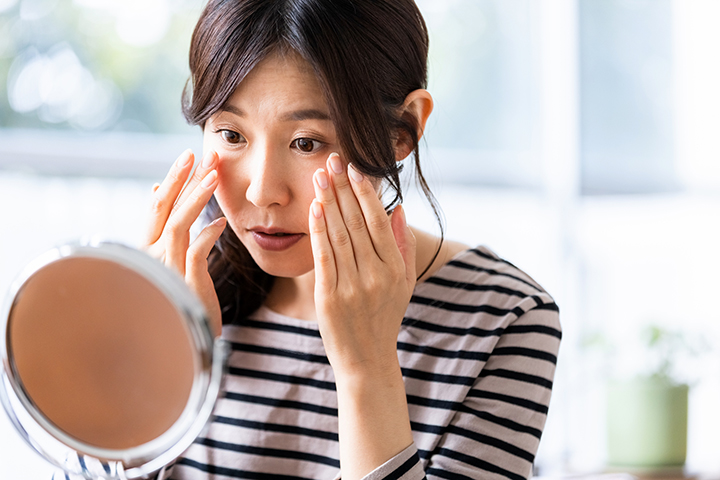 目の下のたるみの原因は大きくわけて3つ