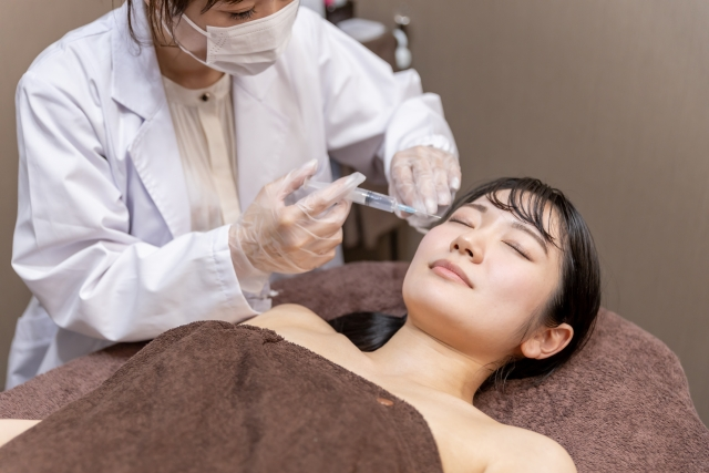 目の下のクマの施術法