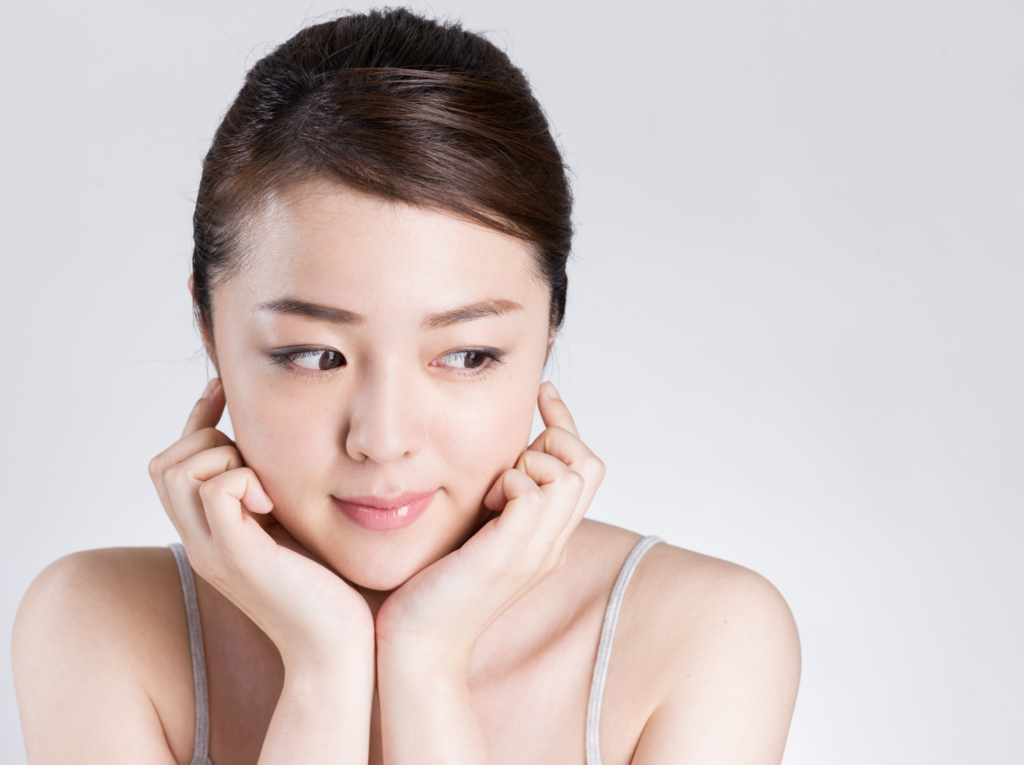 二重埋没法の糸が取れることがある？